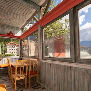  Apartment Absteige Innsbruck- Zentrale Ferienapartments Mit Balkon Und Gartennützung